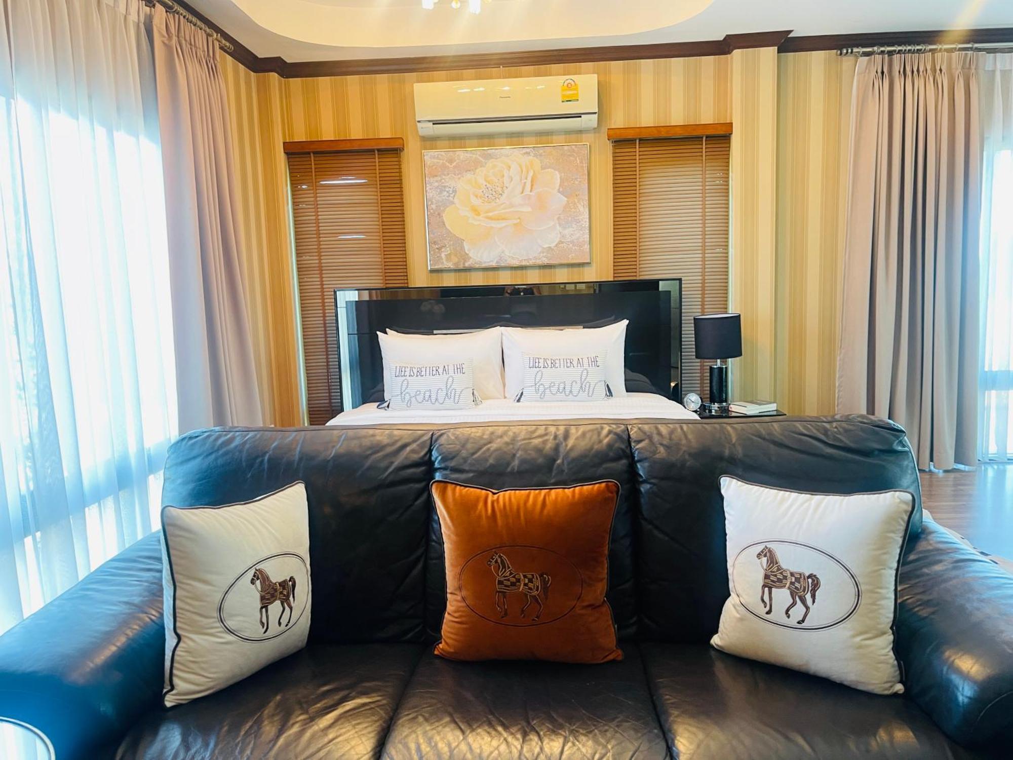 Romlaphass Boutique Villa Kalasin Exteriör bild